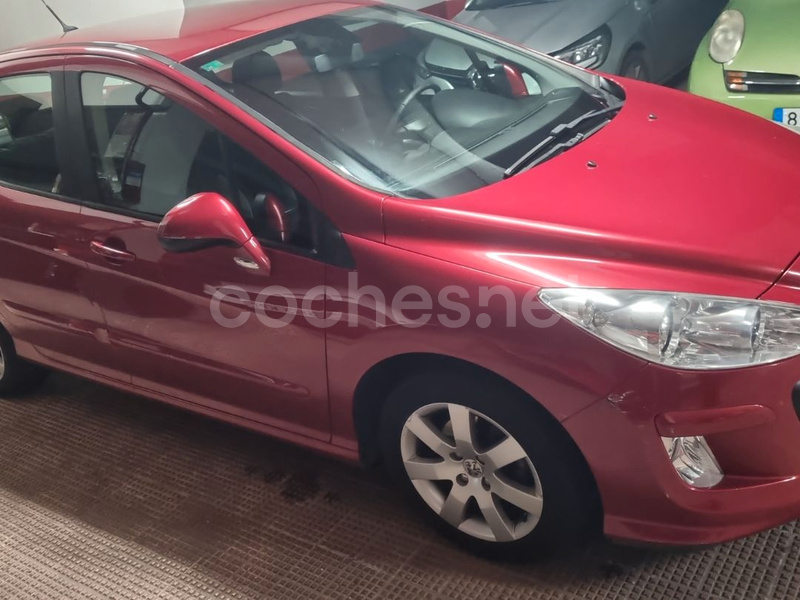 PEUGEOT 308 Confort 1.6 VTi 120