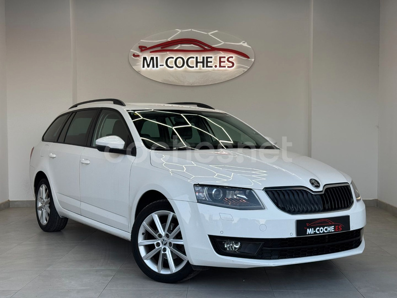 SKODA Octavia Combi 1.6 TDI CR DSG Style