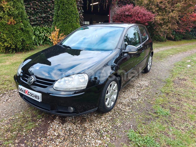 VOLKSWAGEN Golf 1.9 TDI Sportline