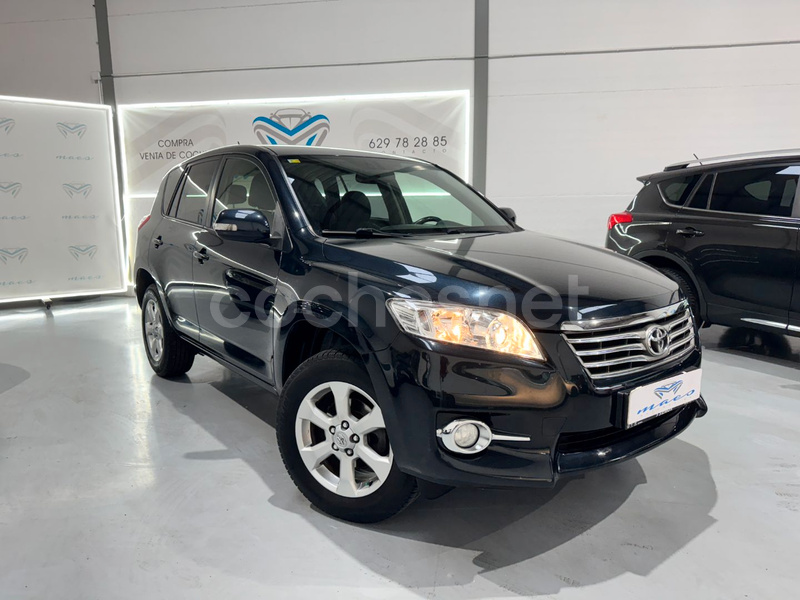 TOYOTA Rav4 2.2 D4D Executive 4x4