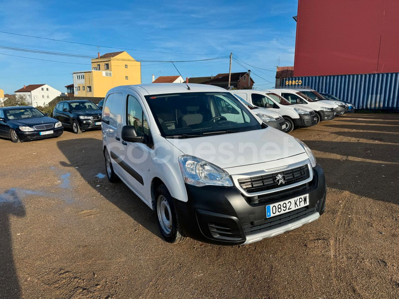 PEUGEOT Partner Pro Standard 1000kg BlueHDi