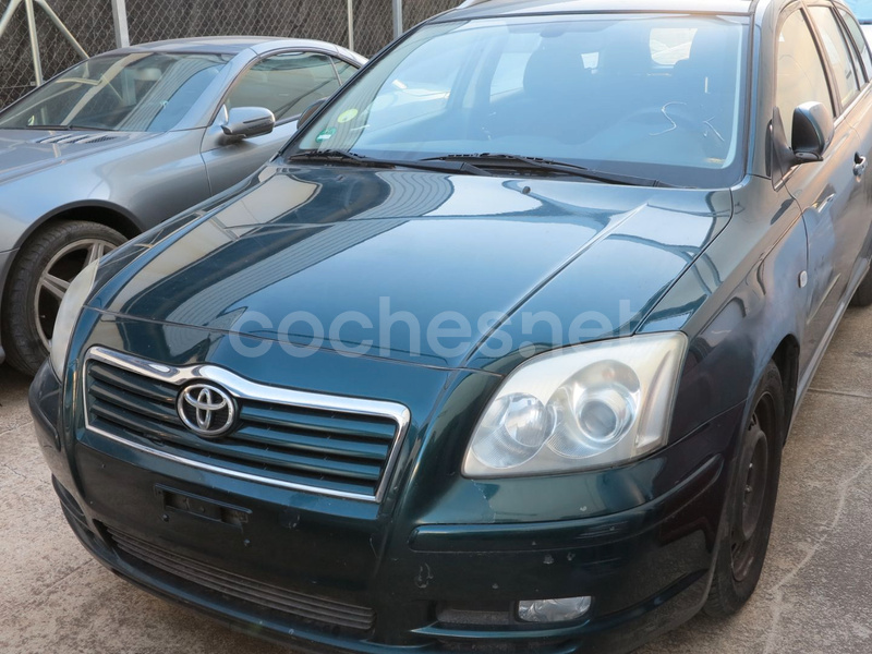 TOYOTA Avensis 1.8 VVTi SOL