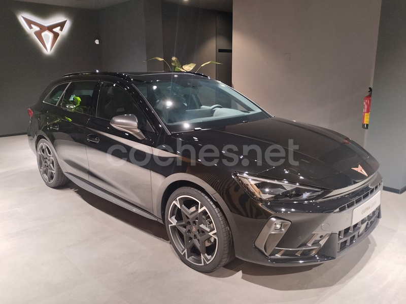 CUPRA León 1.5 eTSI Launch Edition DSG