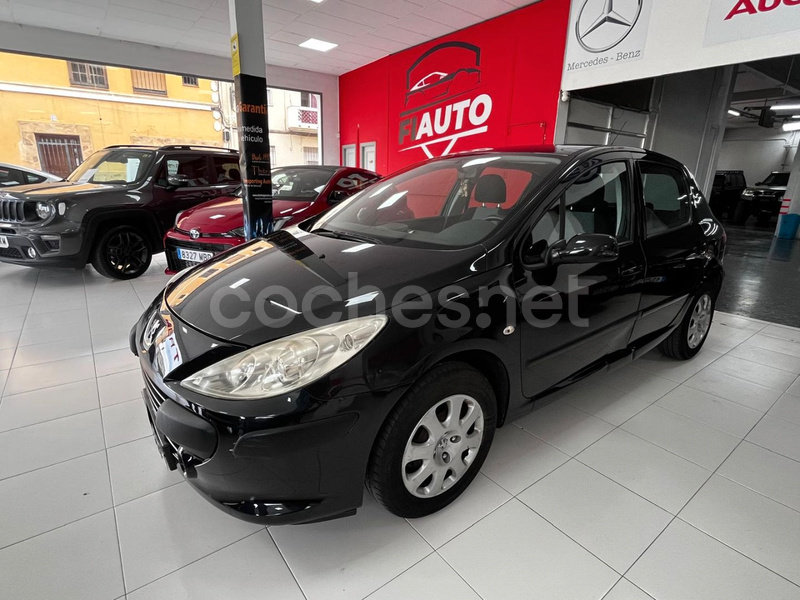 PEUGEOT 307 1.6 XLine