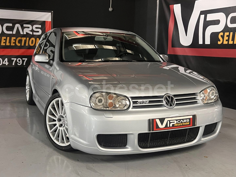VOLKSWAGEN Golf 3.2 R32 4motion