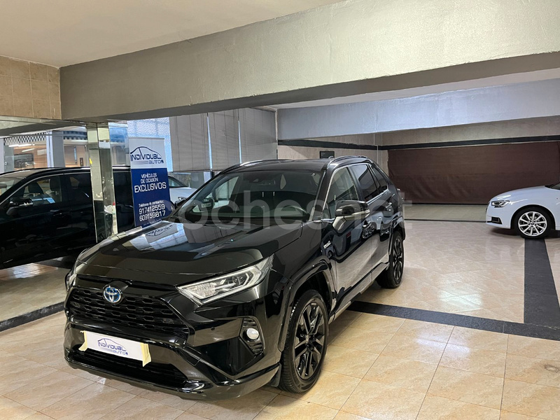 TOYOTA Rav4 2.5l 220H Black Edition