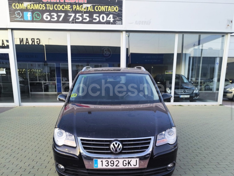 VOLKSWAGEN Touran 2.0 TDI Traveller