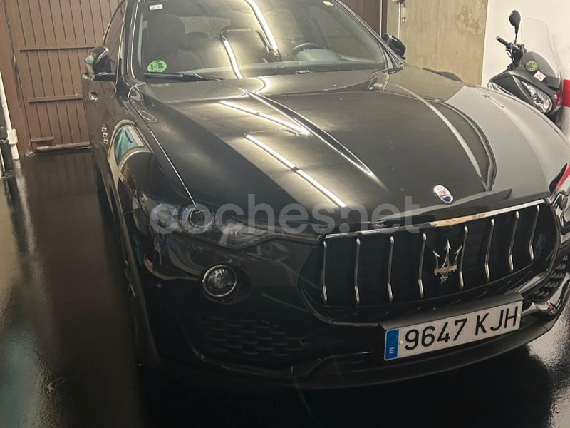 MASERATI Levante V6 350 HP AWD