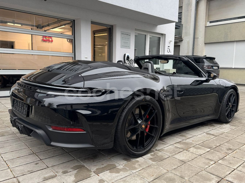 PORSCHE 911 Carrera GTS Cabriolet