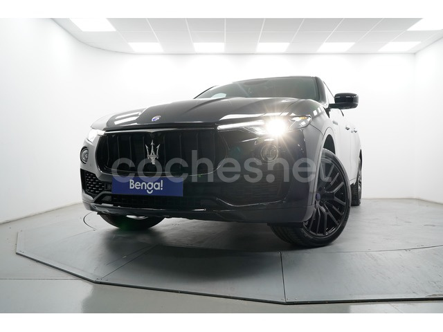 MASERATI Levante V6 275 HP D AWD