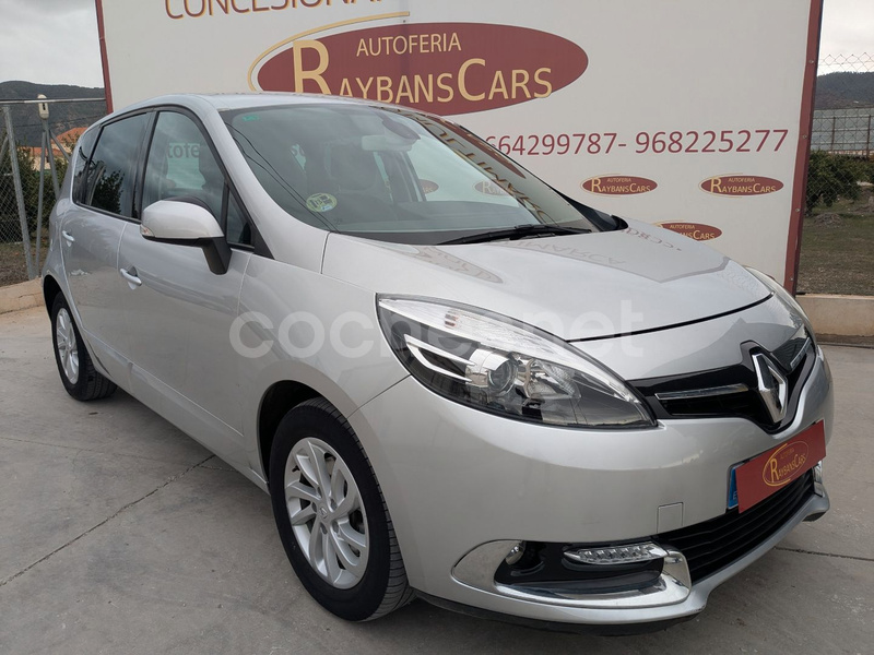 RENAULT Scénic Dynamique dCi 110 EDC