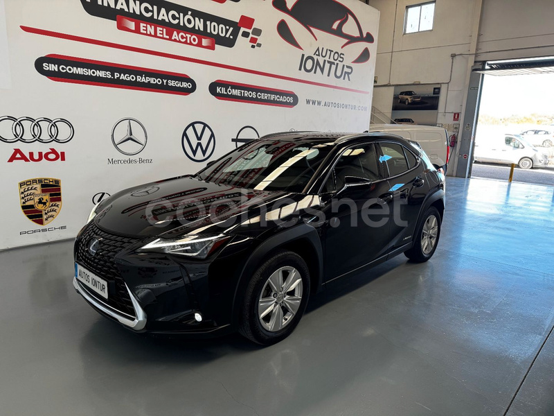 LEXUS UX 2.0 250h Business Navigation