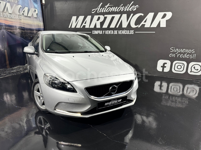 VOLVO V40 2.0 D2 Inscription