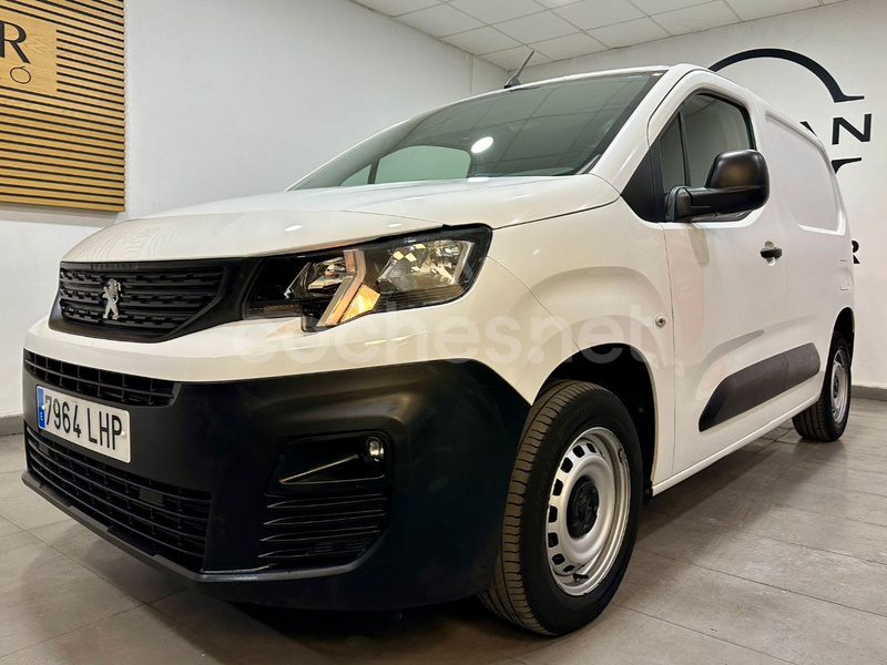 PEUGEOT Partner Pro Standard 600kg BlueHDi