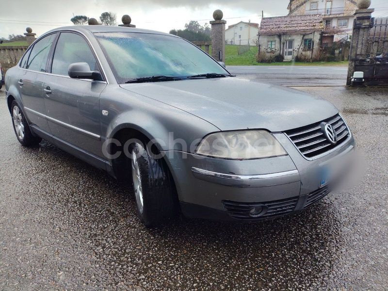 VOLKSWAGEN Passat 1.9 TDi Trendline