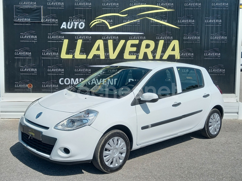 RENAULT Clio Authentique 1.2 16v 75