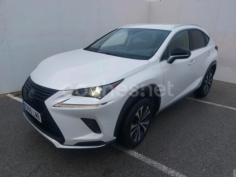 LEXUS NX 2.5 300h Premium 2WD