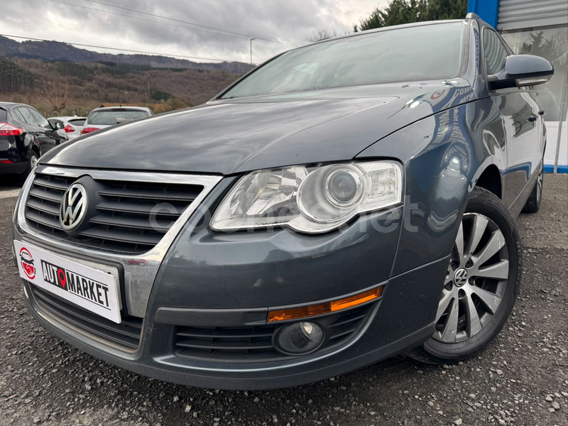 VOLKSWAGEN Passat Variant 2.0 TDI Advance