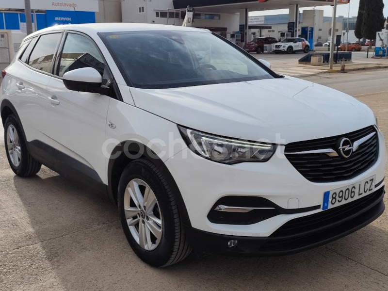 OPEL Grandland X 1.5 CDTi Selective