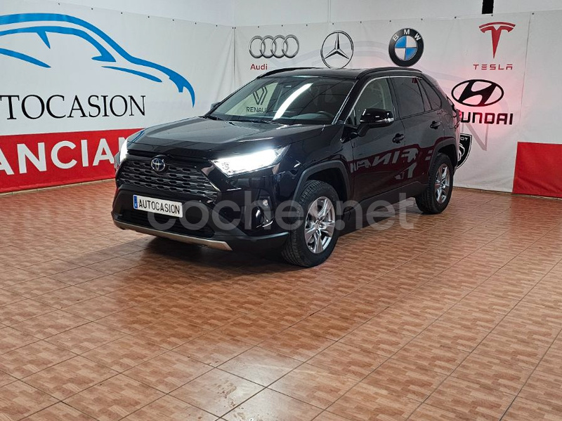 TOYOTA Rav4 2.5l 220H Business