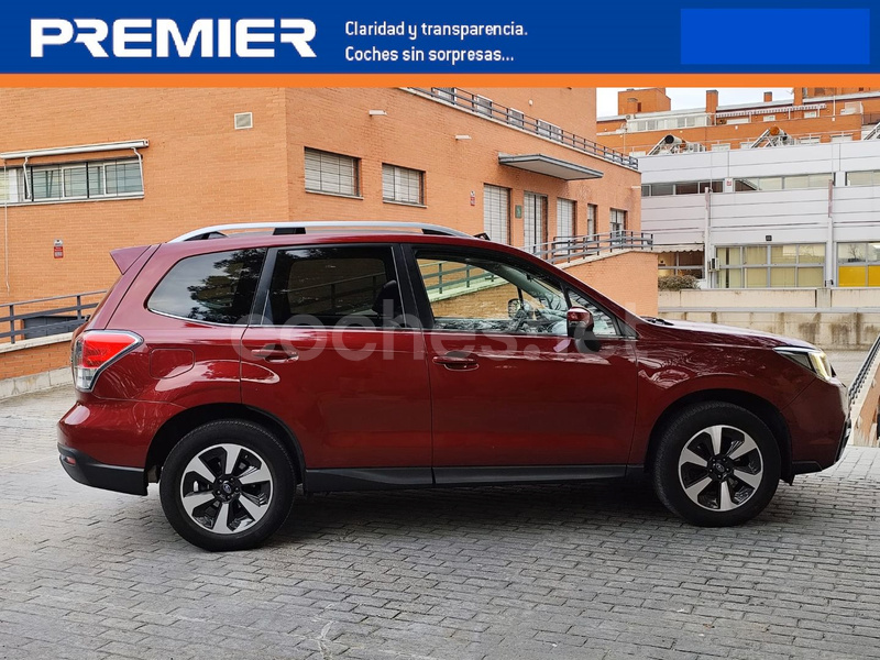 SUBARU Forester 2.0 Lineartronic Executive