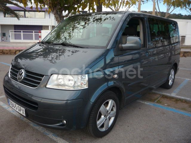 VOLKSWAGEN Multivan 2.5 TDI United