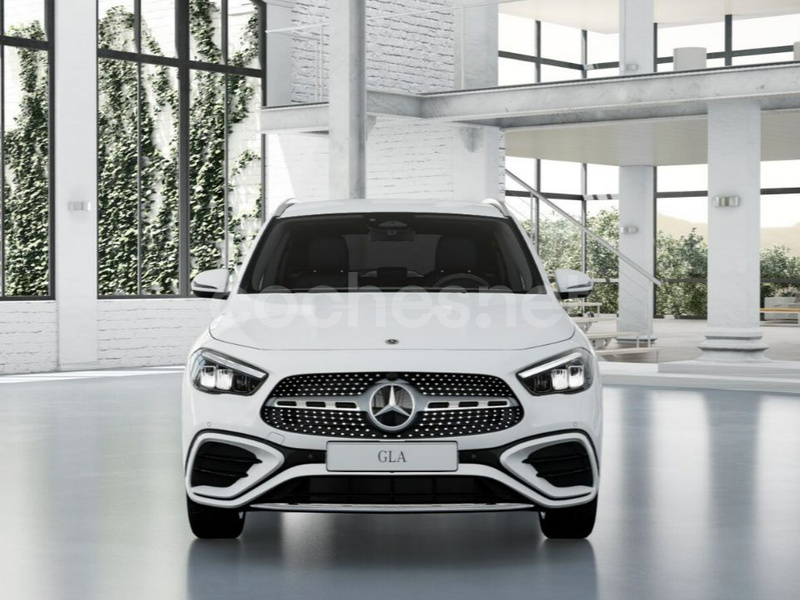 MERCEDES-BENZ GLA GLA 200 D 4MATIC