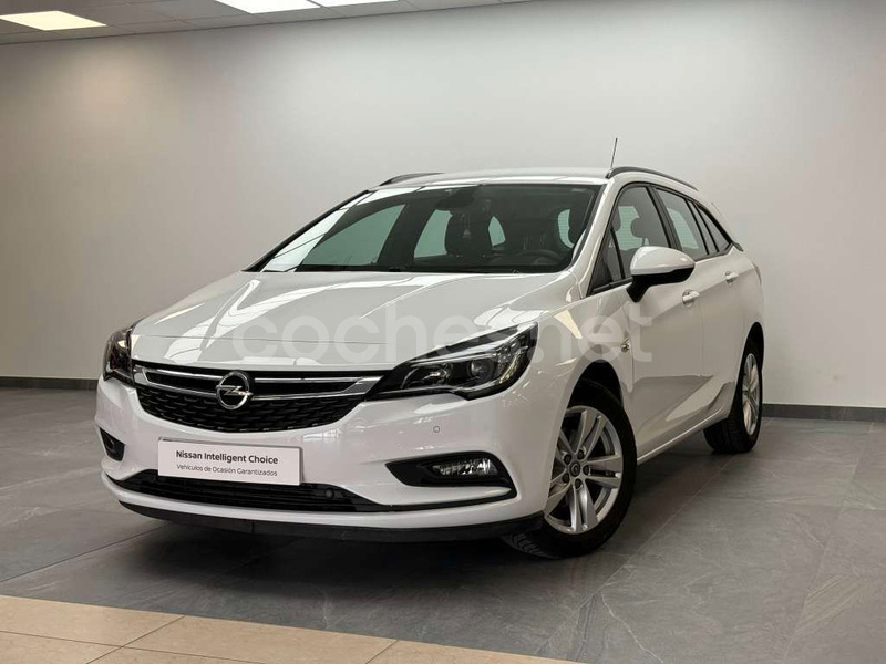 OPEL Astra 1.6 CDTi Selective ST