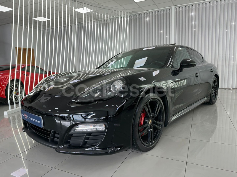 PORSCHE Panamera 4.8 4S