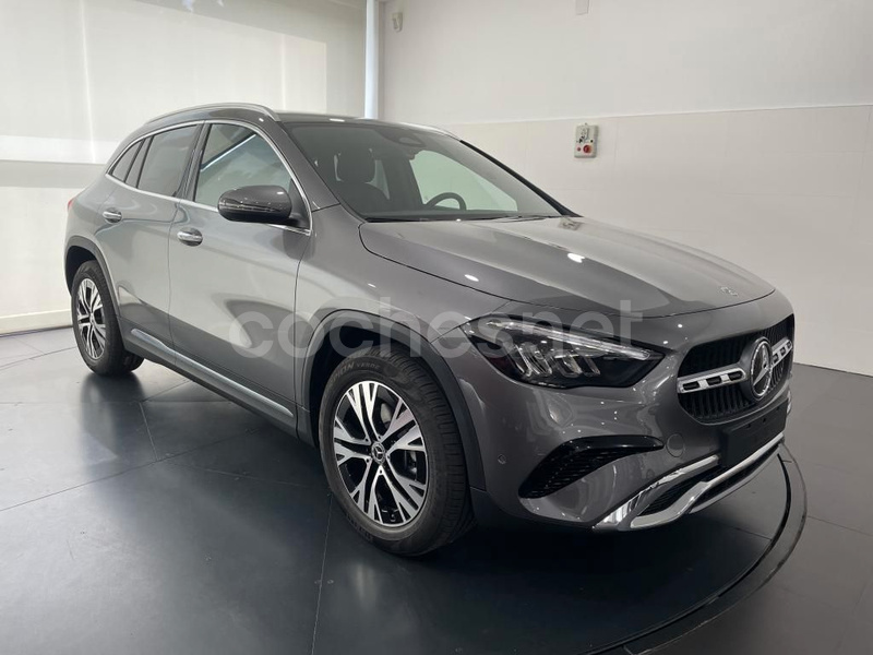 MERCEDES-BENZ GLA GLA 200