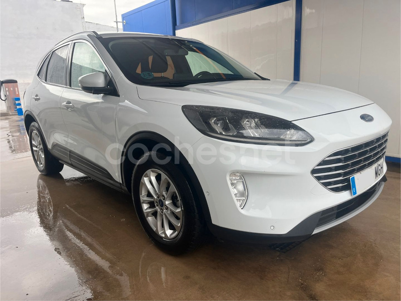 FORD Kuga Titanium 1.5T EcoBoost