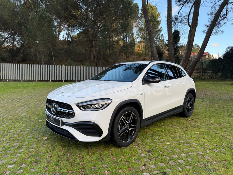MERCEDES-BENZ GLA GLA 250 e