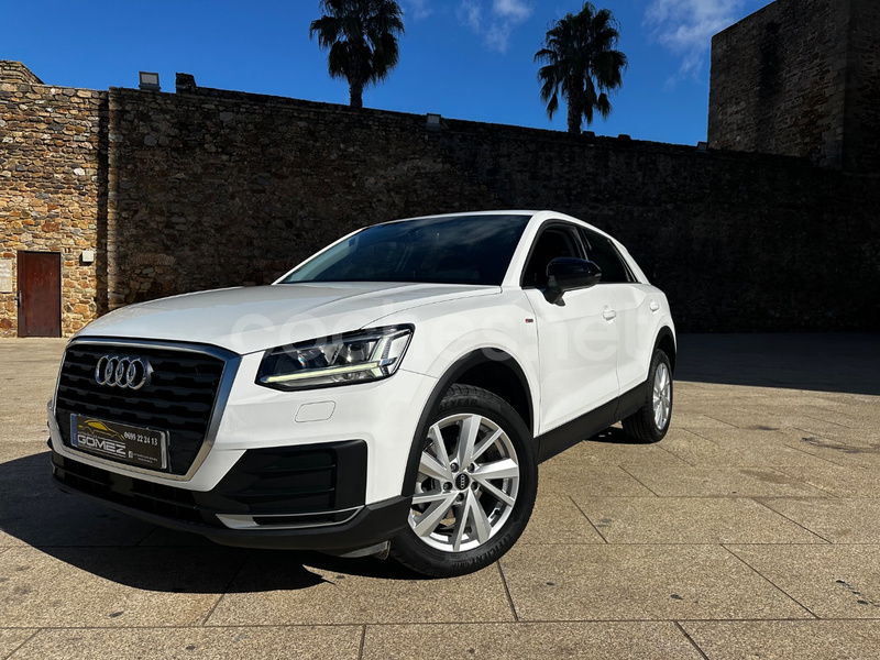 AUDI Q2 S line 30 TDI