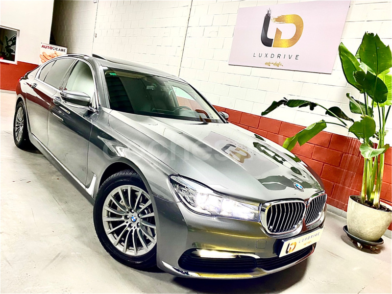 BMW Serie 7 730dA