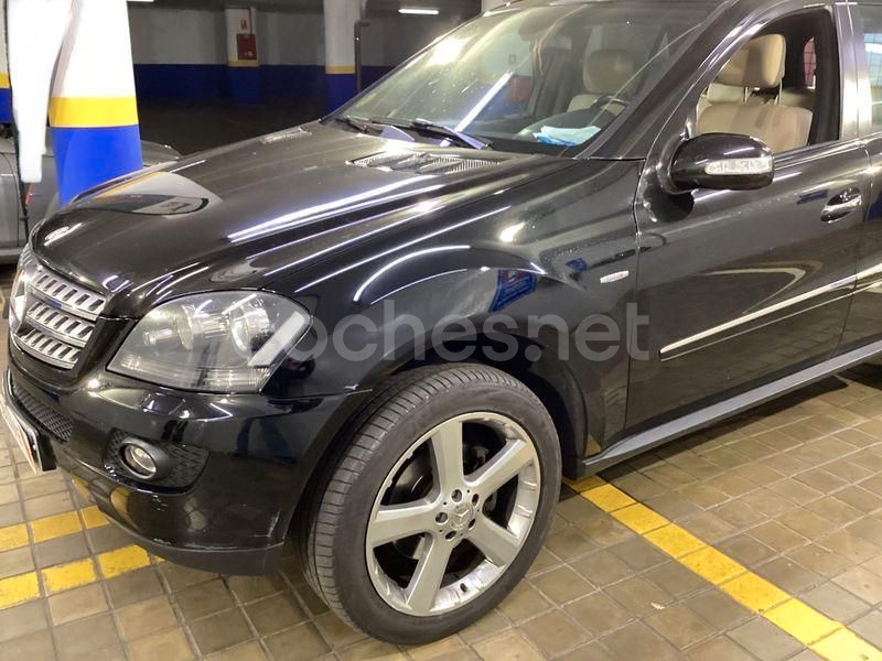 MERCEDES-BENZ Clase M ML 280 CDI Edition 10