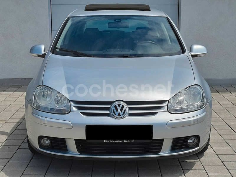 VOLKSWAGEN Golf 2.0 TDI Highline DSG