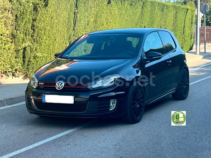 VOLKSWAGEN Golf 2.0 T FSI GTI