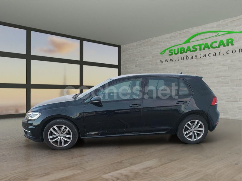 VOLKSWAGEN Golf Advance 2.0 TDI