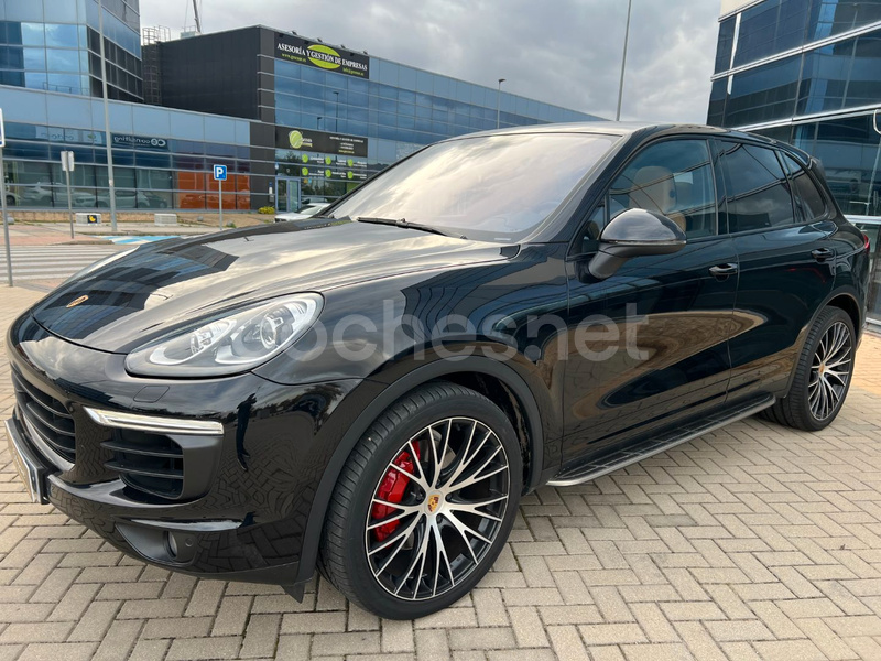 PORSCHE Cayenne S