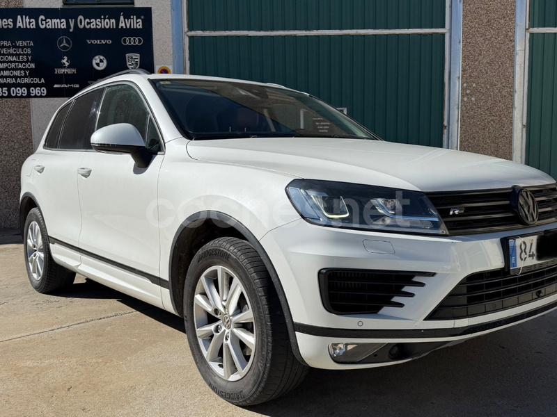 VOLKSWAGEN Touareg Premium 3.0 TDI 262 Tip Terrain Tech BMT
