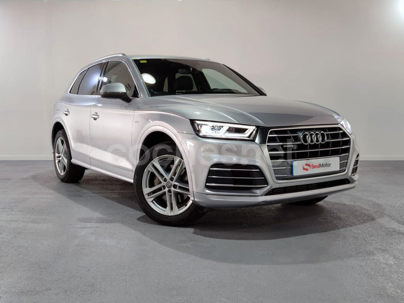 AUDI Q5 Black line 45 TFSI quattro S tron