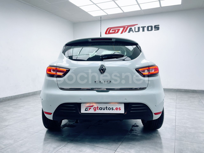 RENAULT Clio Zen TCe 18