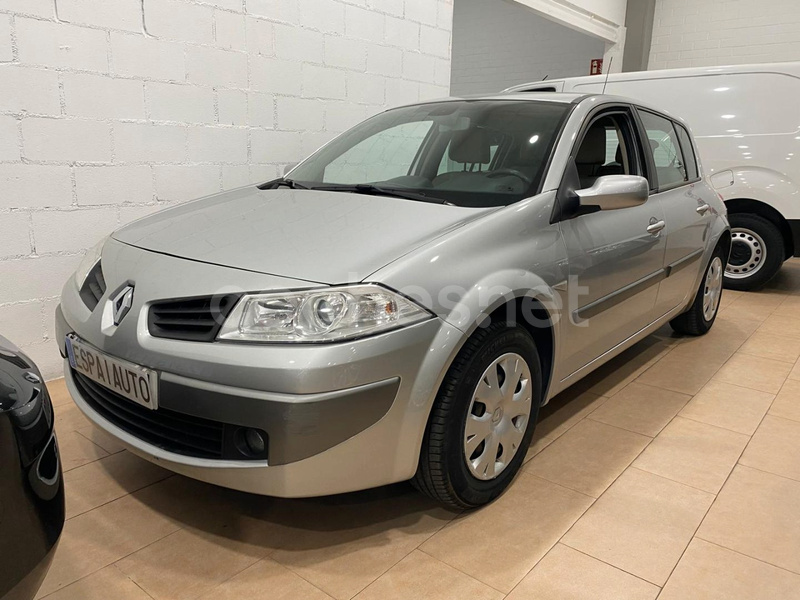 RENAULT Mégane Emotion 2007 1.4 16V