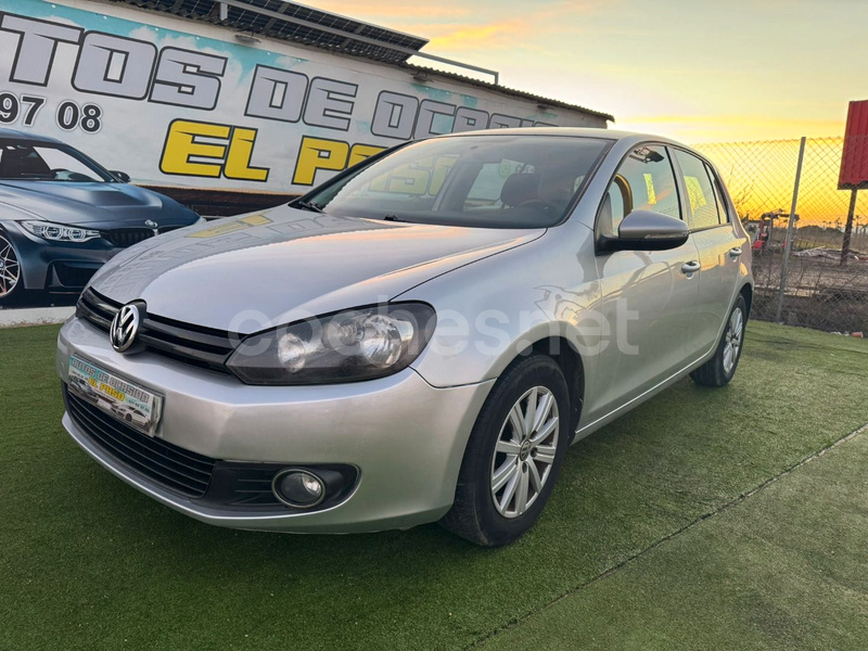 VOLKSWAGEN Golf 1.6 TDI DPF Sport