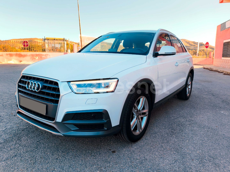 AUDI Q3 35 TFSI S tronic