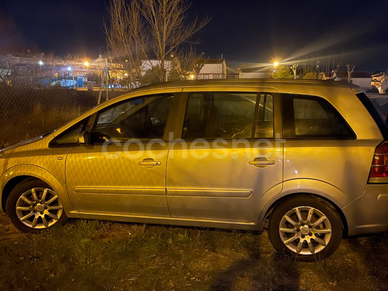 OPEL Zafira Cosmo 1.9 CDTi 8v 120 CV