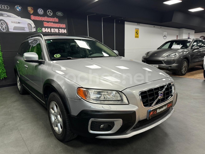 VOLVO XC70 D5 Summum Auto