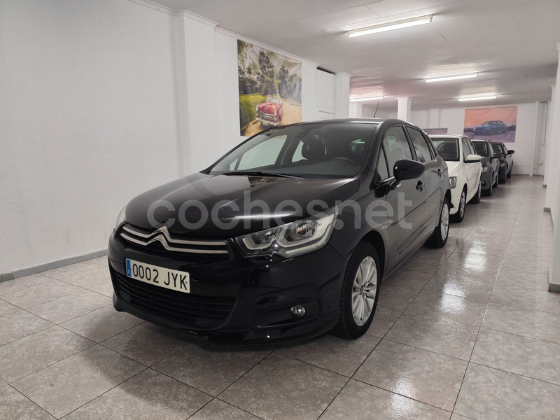 CITROEN C4 PureTech Live Edition