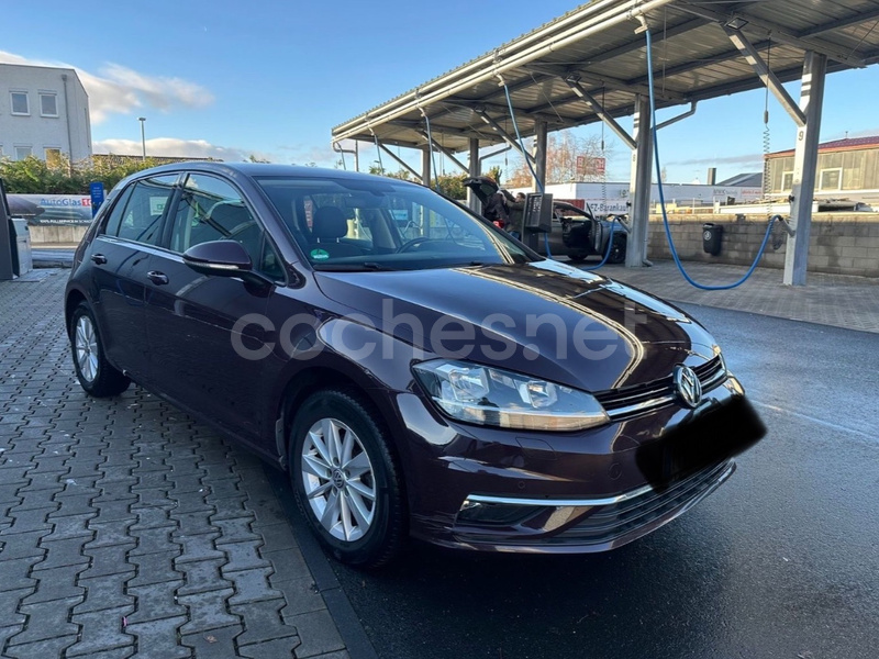 VOLKSWAGEN Golf Advance 1.0 TSI