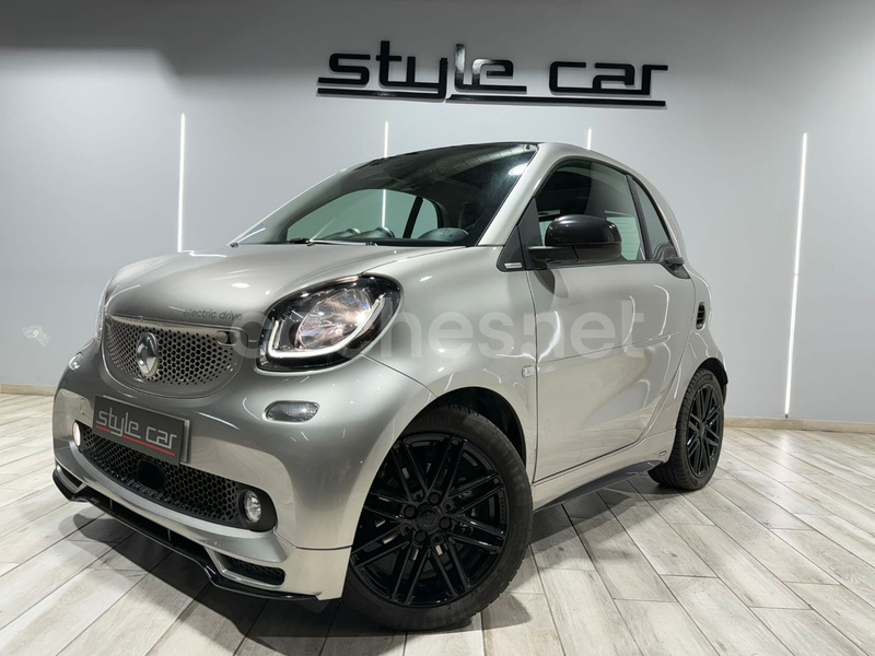 SMART fortwo 60kW81CV electric drive coupe